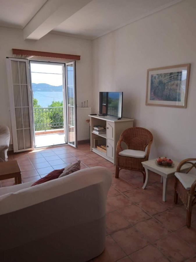 Melissani House Villa Каравомилос Екстериор снимка